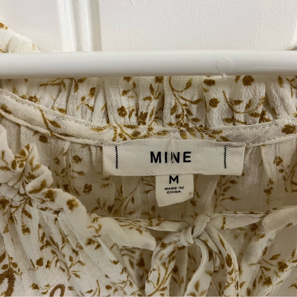 Cute summer blouse - Picture 2 of 2